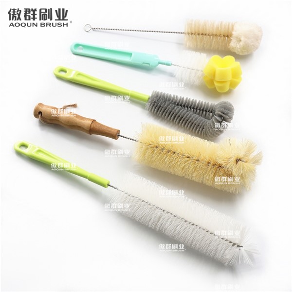 64 Oz Steel Bottle Cleaning Brush