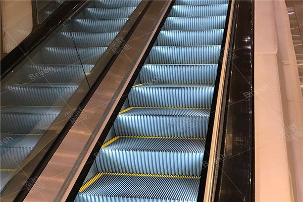 Cepillo de escaleras mecánicas de seguridad mitsubishi: personalización de acuerdo con sus requisitos
